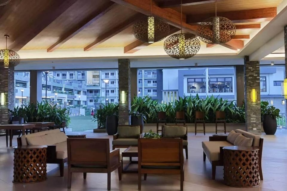 Eagle's Nest - 2BR Furnished with Fast Internet and Netflix Apartment in Davao City