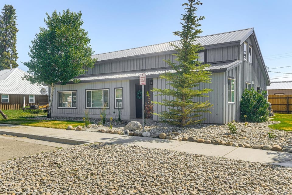 Centrally Located Pinedale Vacation Rental! House in Pinedale