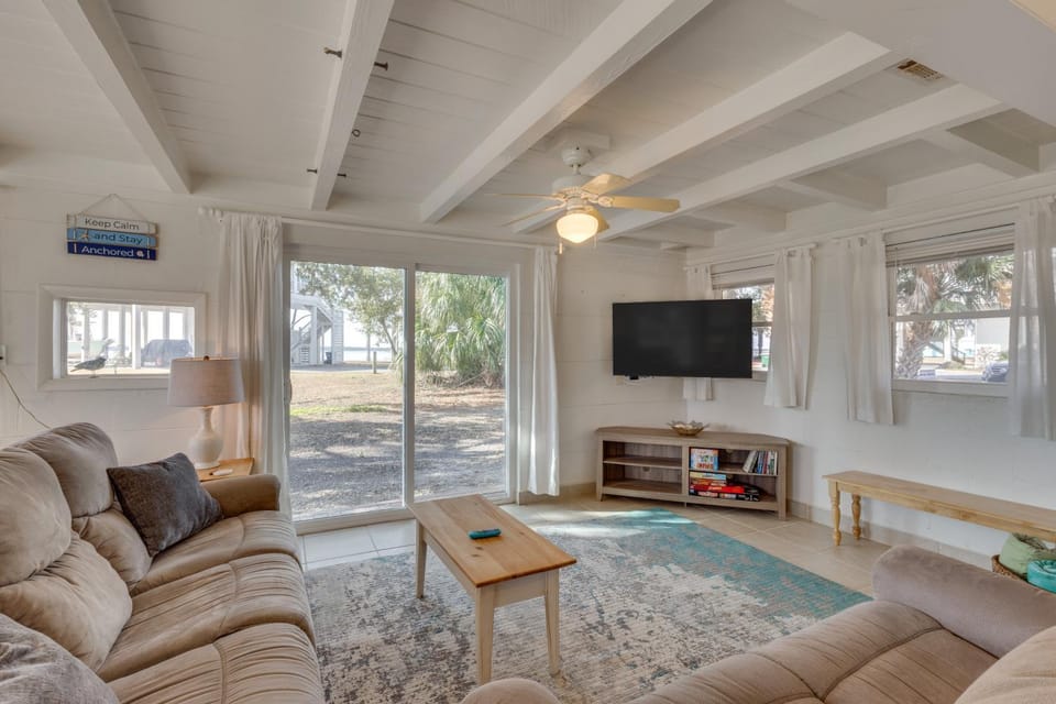 Waterfront Panacea Vacation Rental w/ Dock! House in Florida