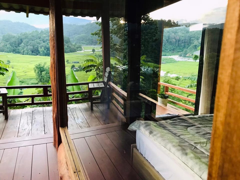Day, Natural landscape, Garden, Balcony/Terrace, Garden view, Mountain view
