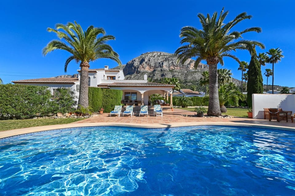 Mountain view, Swimming pool