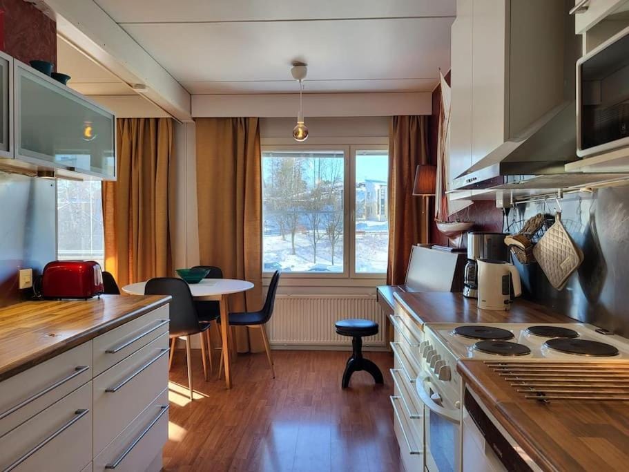 Cosy two rooms apartment in Helsinki with free parking Apartment in Helsinki