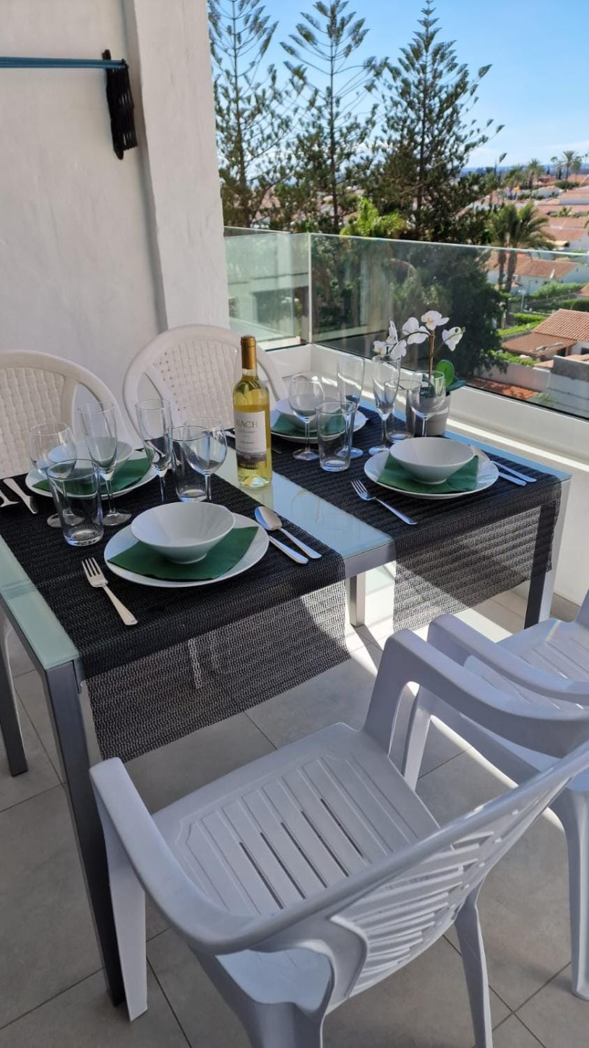 Balcony/Terrace, Dining area