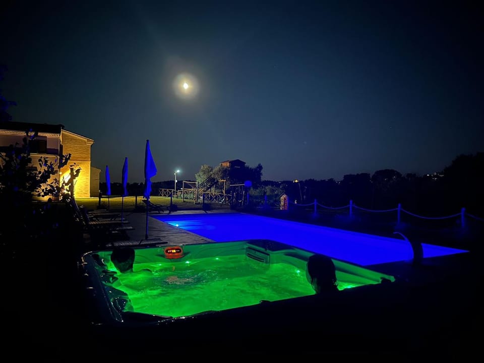 Pool view, Swimming pool