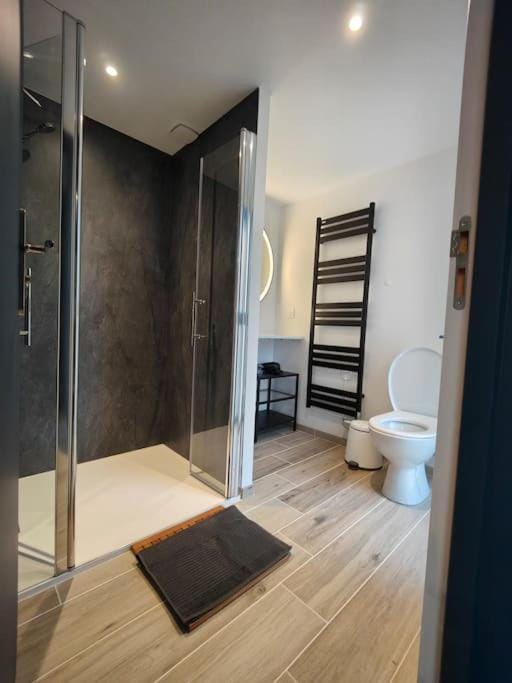 Shower, Toilet, Bathroom