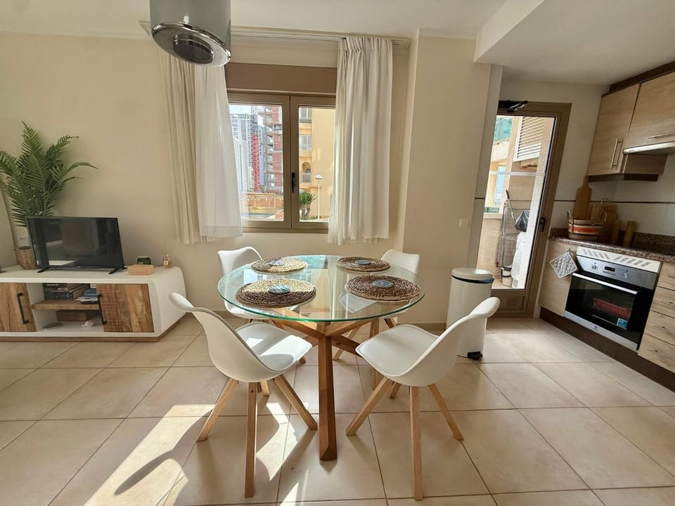 2 Bedrooms Apartment in Calpe LARIMAR Apartment in Calp