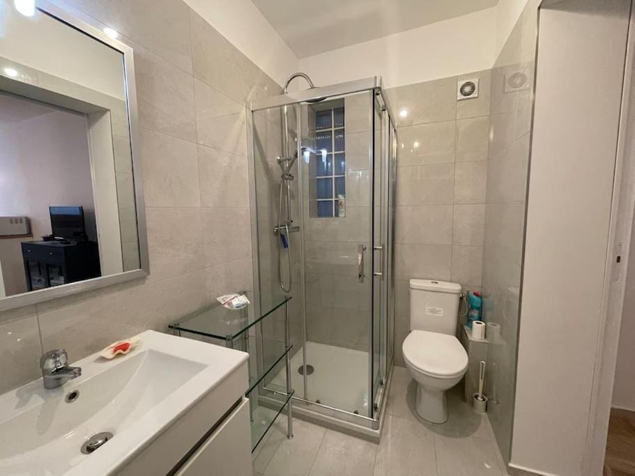 Beau studio - 100m de la plage Palm beach Apartment in Cannes
