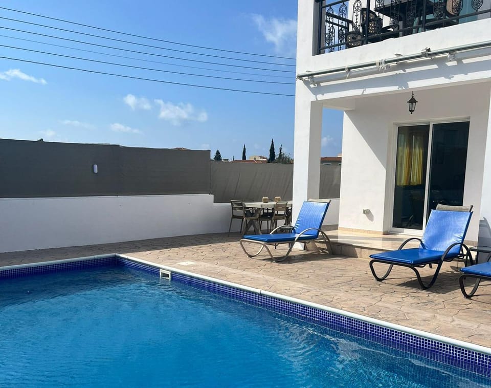 White Rose Villa Villa in Yeroskipou