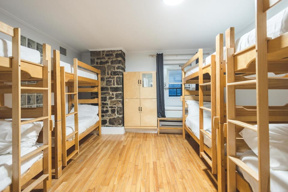 Auberge de la Paix Hostel in Quebec City