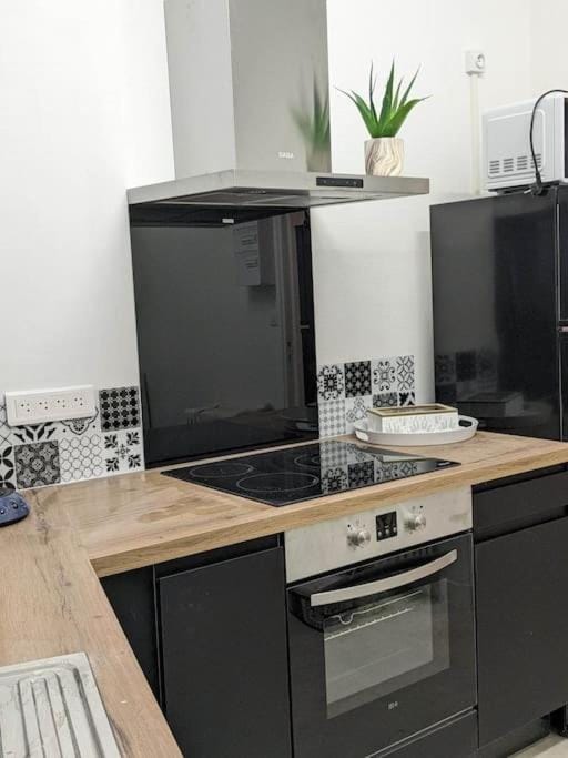 minibar, pet friendly, stove