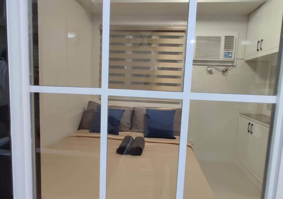 Bed, Bedroom, wardrobe