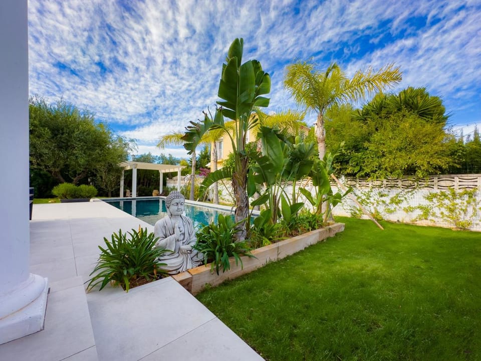 Balcony/Terrace, Garden view, Pool view, Swimming pool