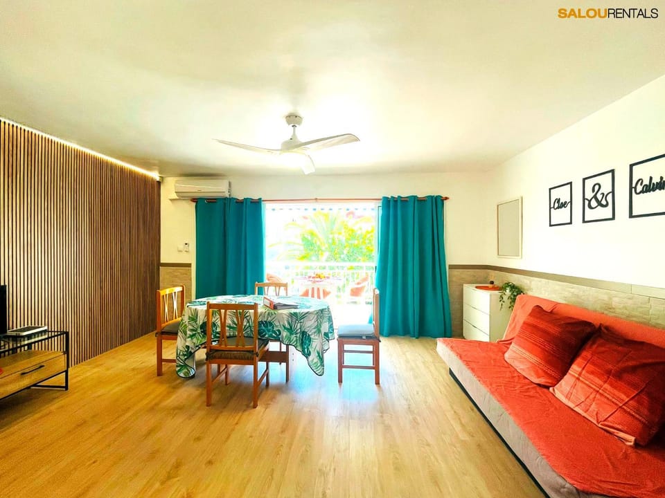TV and multimedia, Living room, Dining area, air conditioner
