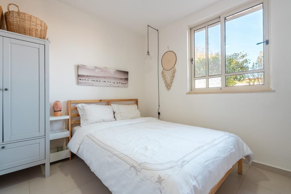 Bedroom, wardrobe