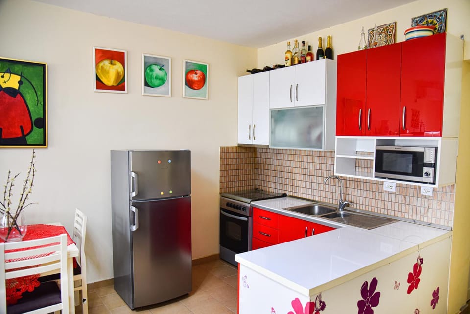 Kitchen or kitchenette, minibar, pet friendly