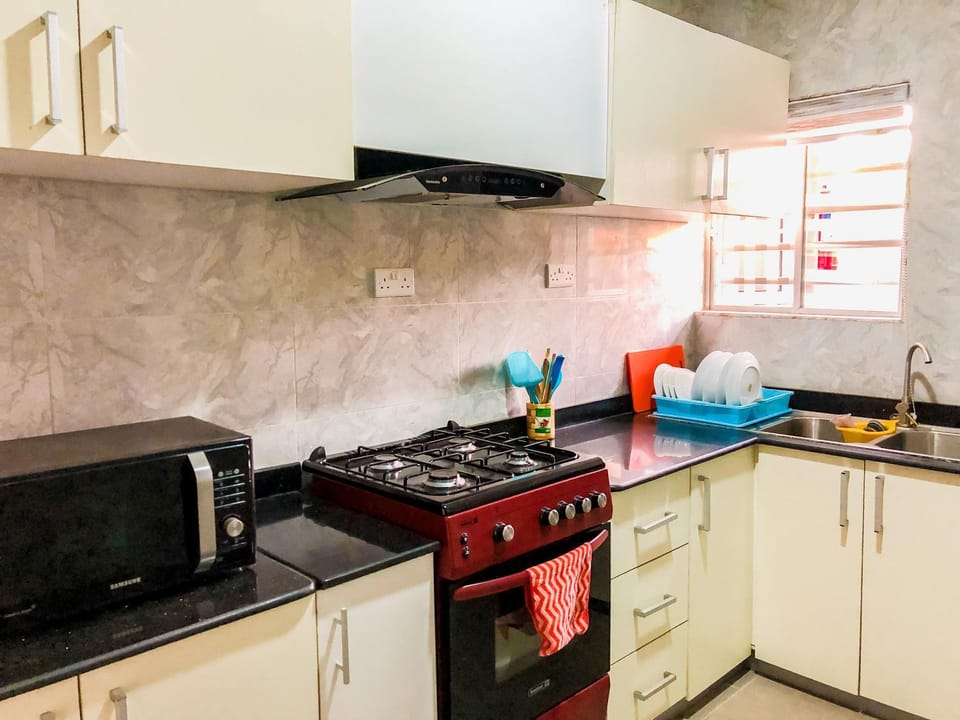 Kitchen or kitchenette, minibar, pet friendly, stove