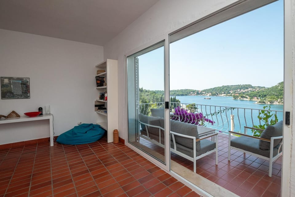 Holiday Home Zaton House in Dubrovnik-Neretva County