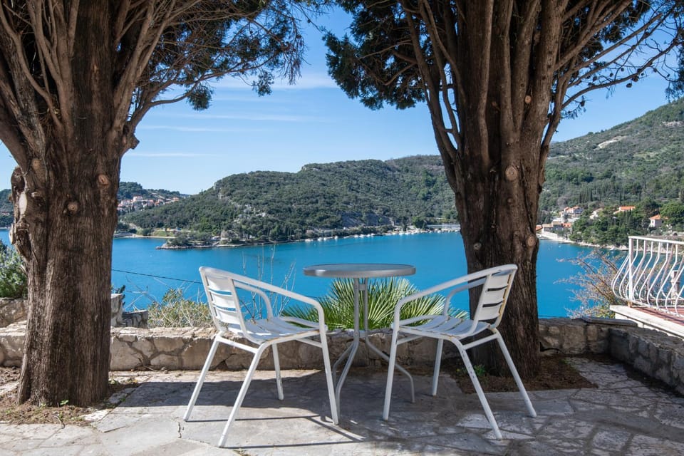 Holiday Home Zaton House in Dubrovnik-Neretva County