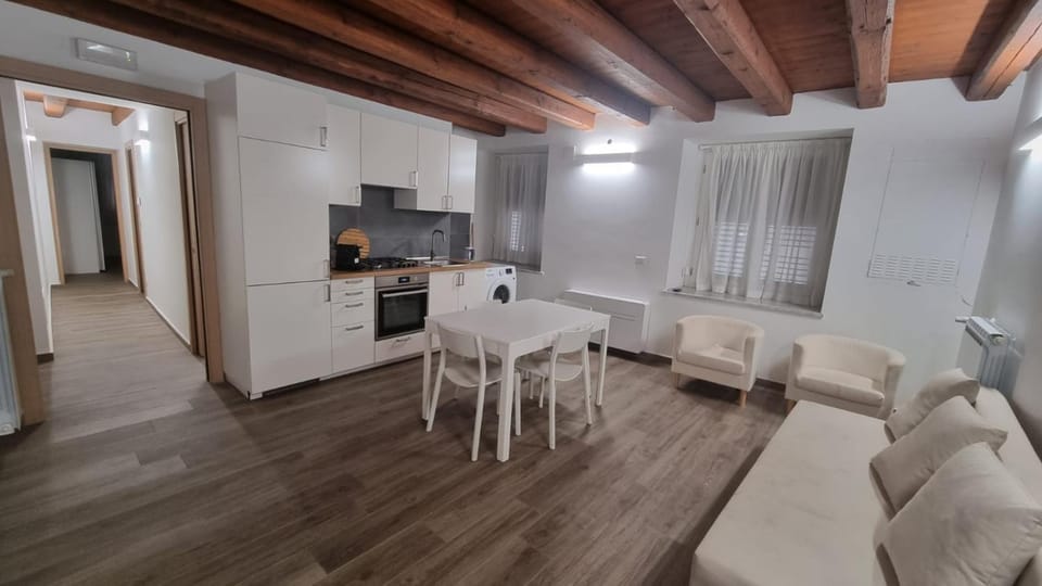 Kitchen or kitchenette, Living room, stove
