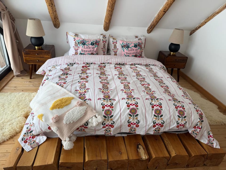 Casuta din Balcesti House in Cluj County