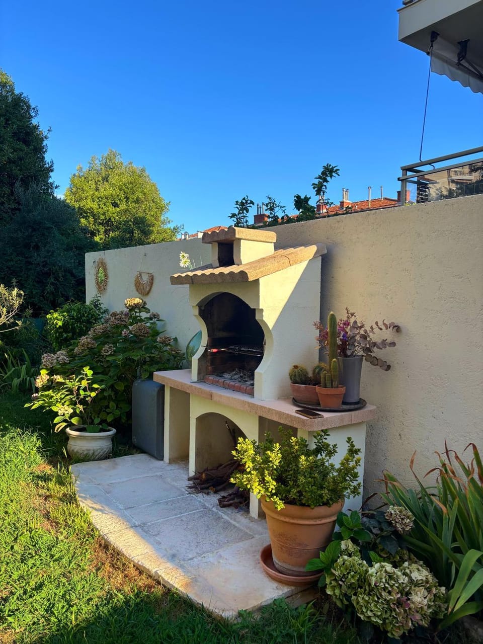Provencal house, sea side, private parking House in Nice