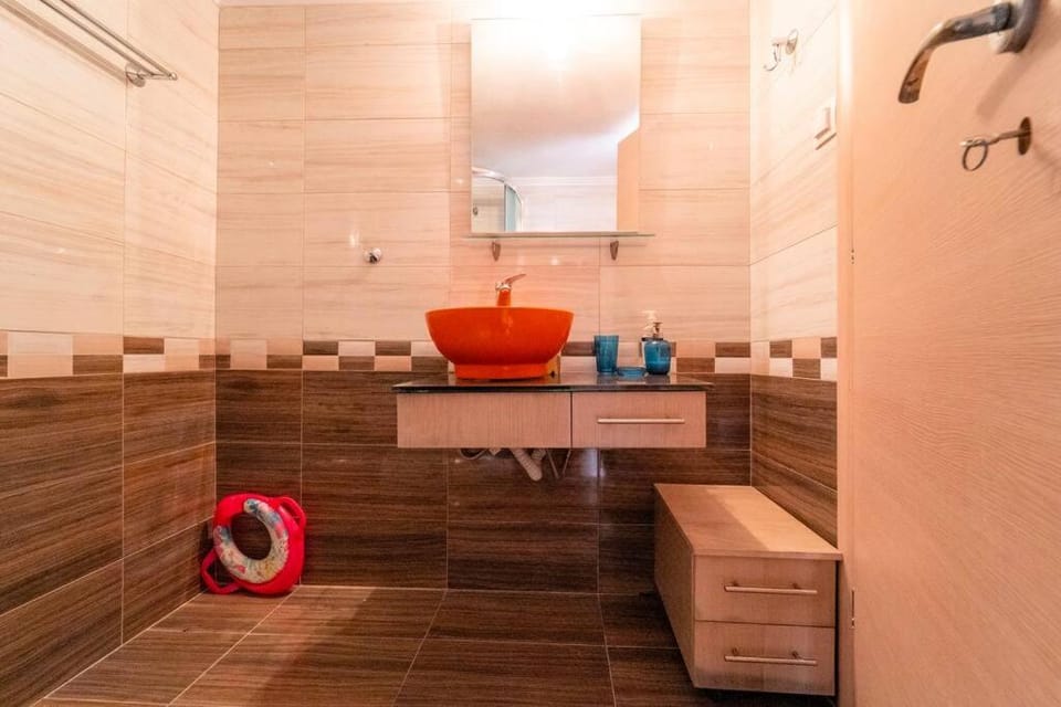 Veta Apartment - Beachside Apartment in Kavala, Greece