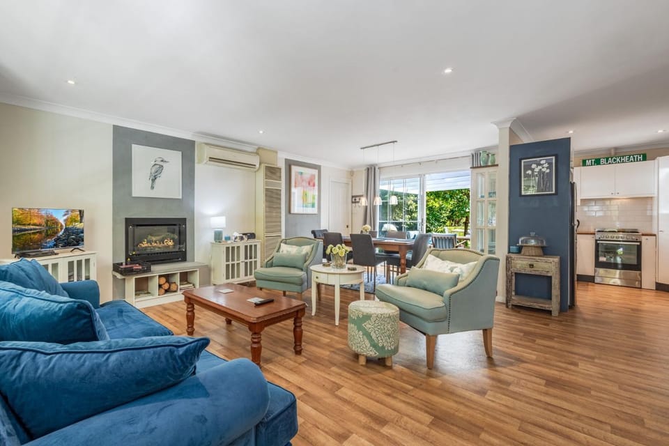 Swanbrook House in Mount Victoria