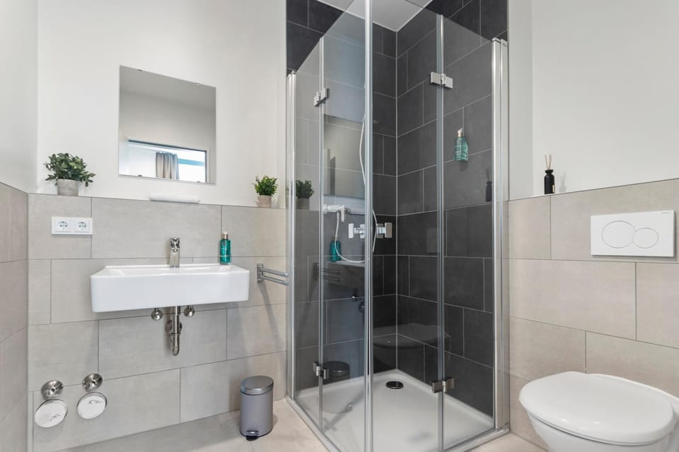 Flatista Homes - Aubing Apartment in Munich