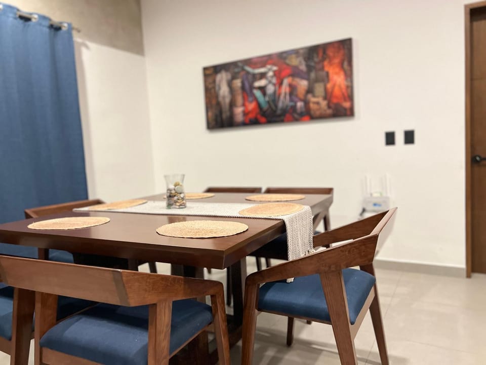 Decorative detail, Dining area
