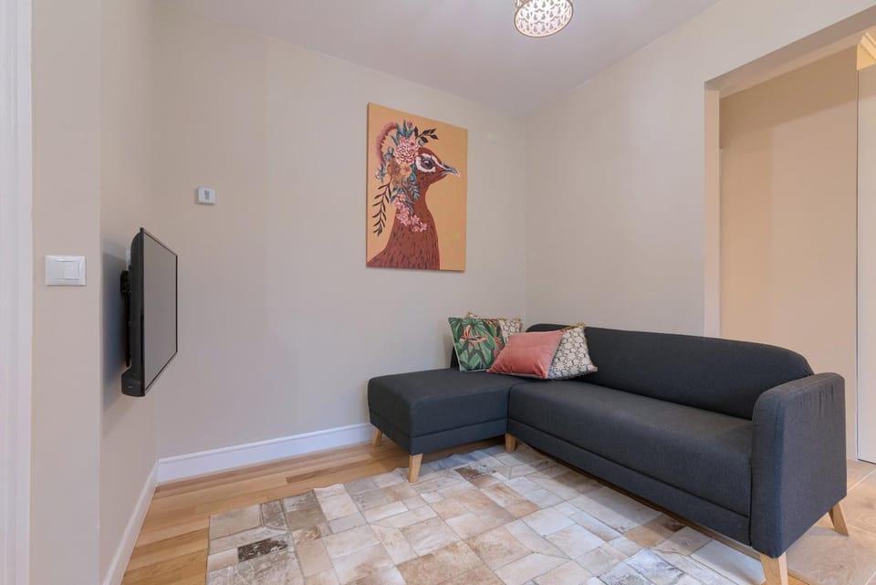 Vivienda turística reformada en zona residencial con garaje y wifi Apartment in Bilbao