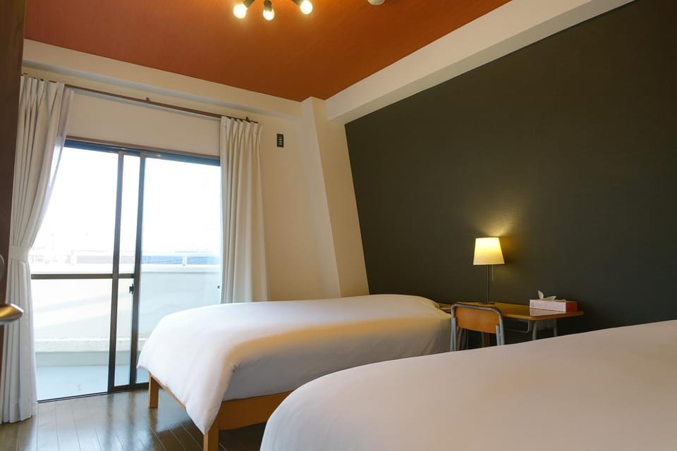 Bed, Photo of the whole room, Bedroom, air conditioner