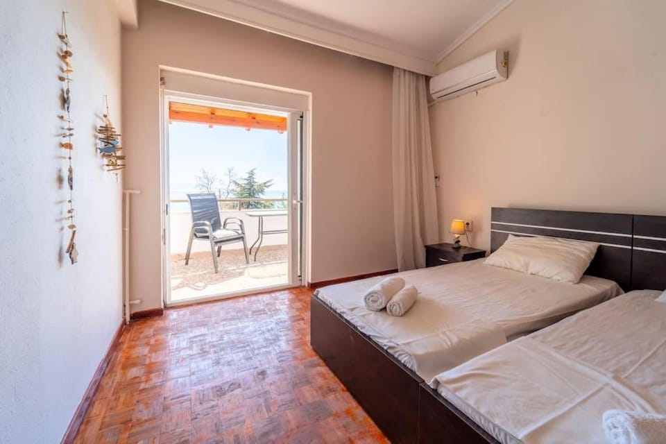Veta Apartment - Seaview Apartment in Kavala, Greece