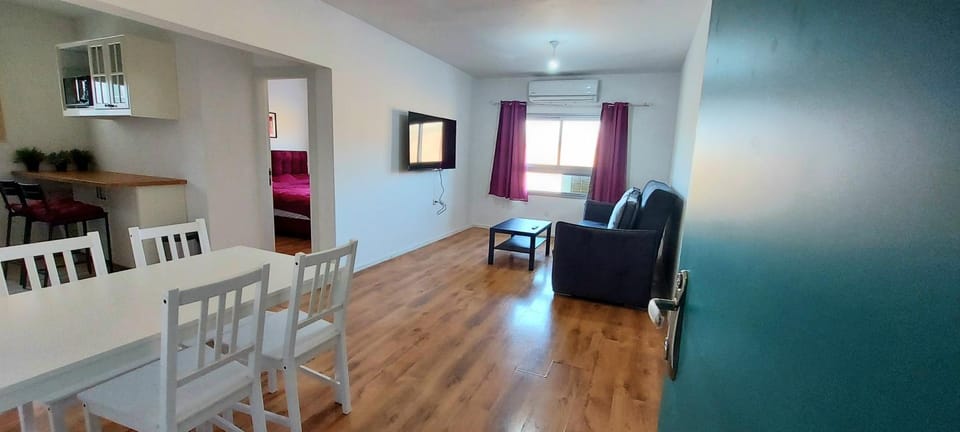TV and multimedia, Kitchen or kitchenette, Living room, Dining area