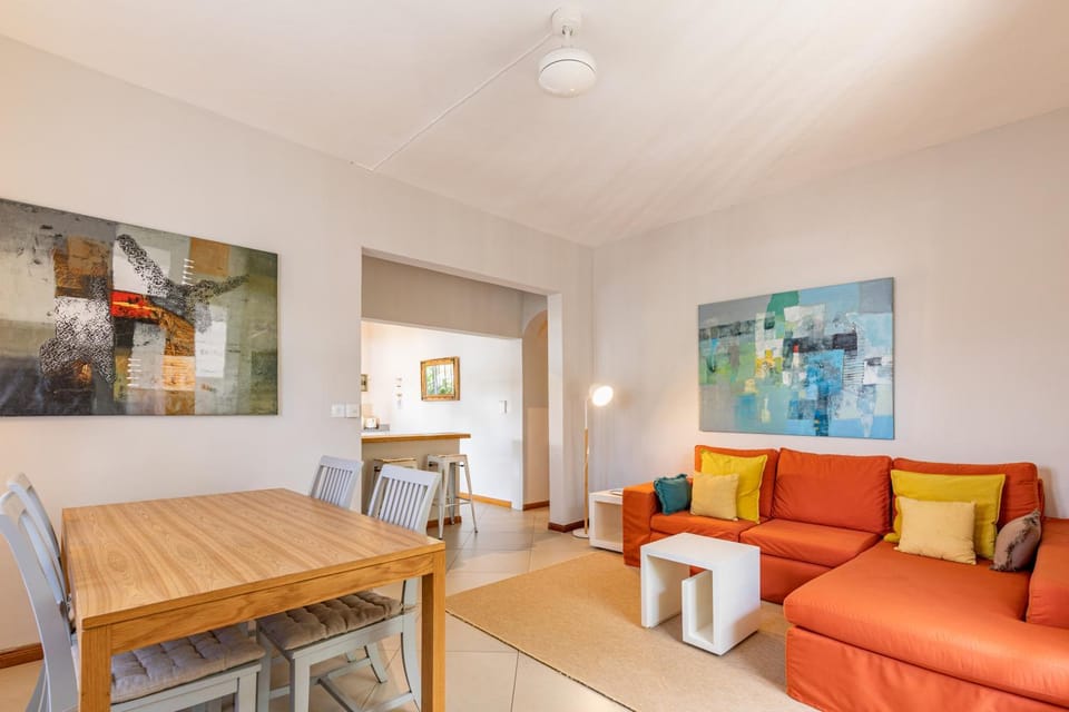 Living room, Decorative detail, Seating area, Dining area