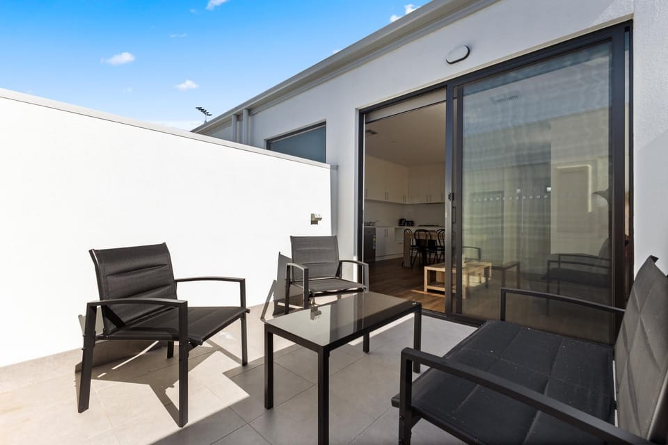Balcony/Terrace, Balcony/Terrace