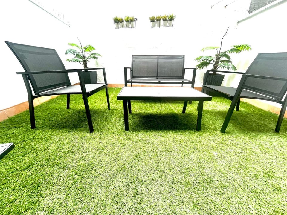 Patio, Spring, Day, Garden, Balcony/Terrace, Seating area, Garden view