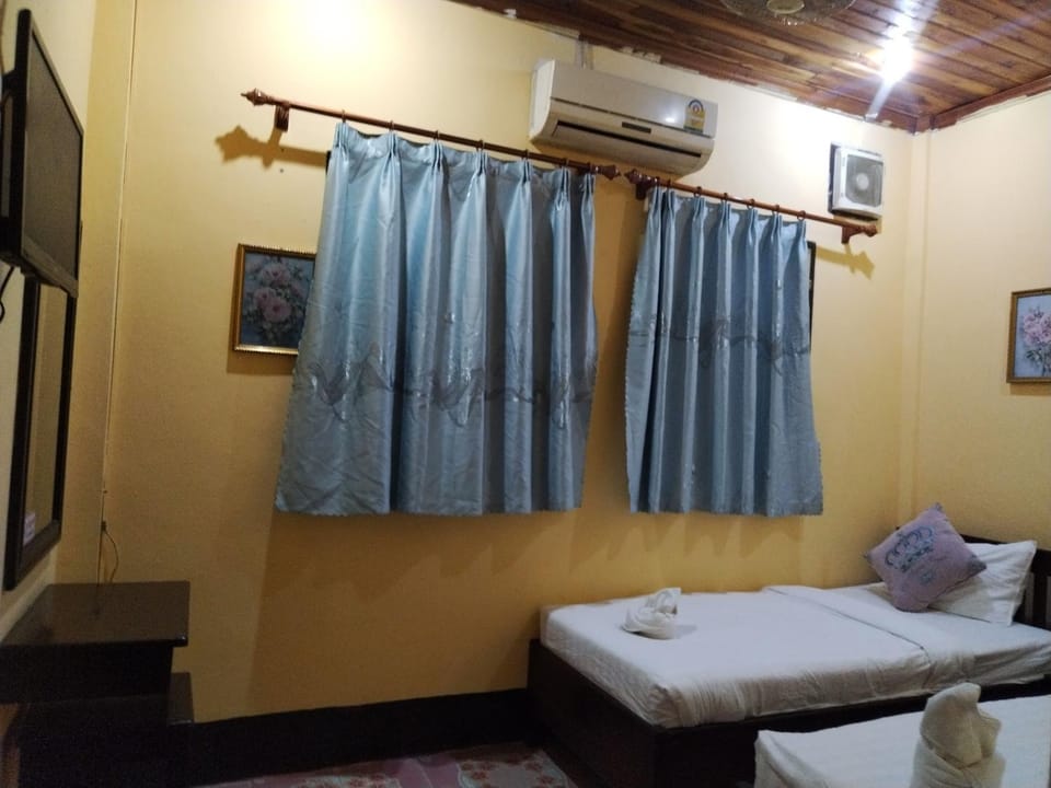 Phanh Tha Sone Guest House Bed and Breakfast in Luang Prabang