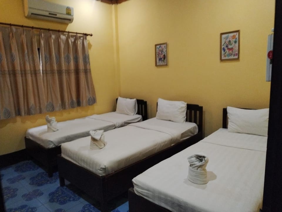 Phanh Tha Sone Guest House Bed and Breakfast in Luang Prabang