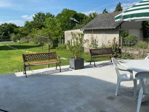 Patio, Garden view