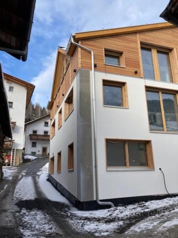 Chasa Siringia EG Apartment in Canton of Grisons