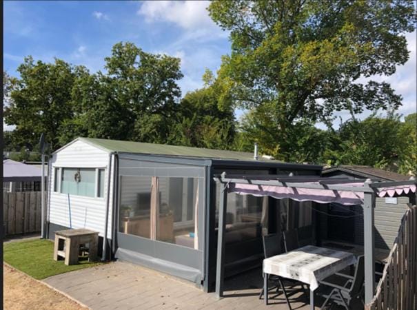Chalet 4-6 personen op 5* camping Terspegelt Campground/ 
RV Resort in North Brabant (province)