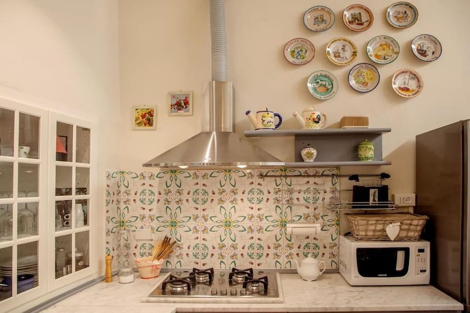 Kitchen or kitchenette, dishwasher, minibar, pet friendly, stove, toaster