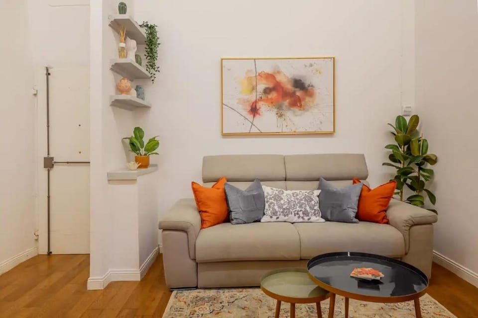 Bed, Living room