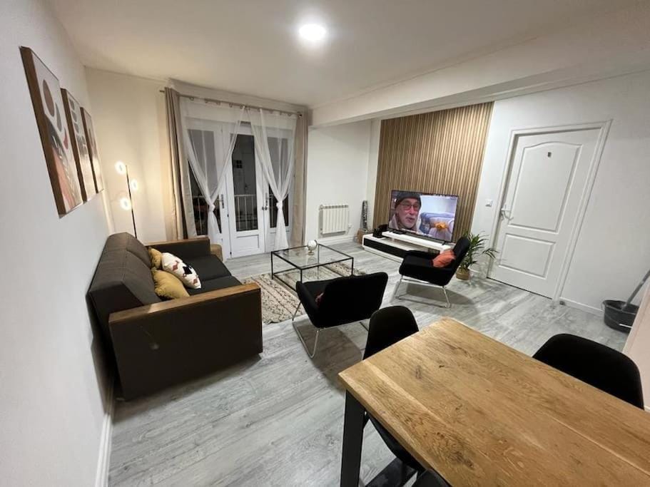 LeRelaisdOdile - Grand T2 * Spatieux * HyperCentre Apartment in Cambrai