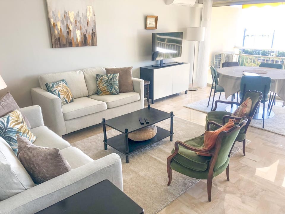 Le Trident Apartment in Cannes