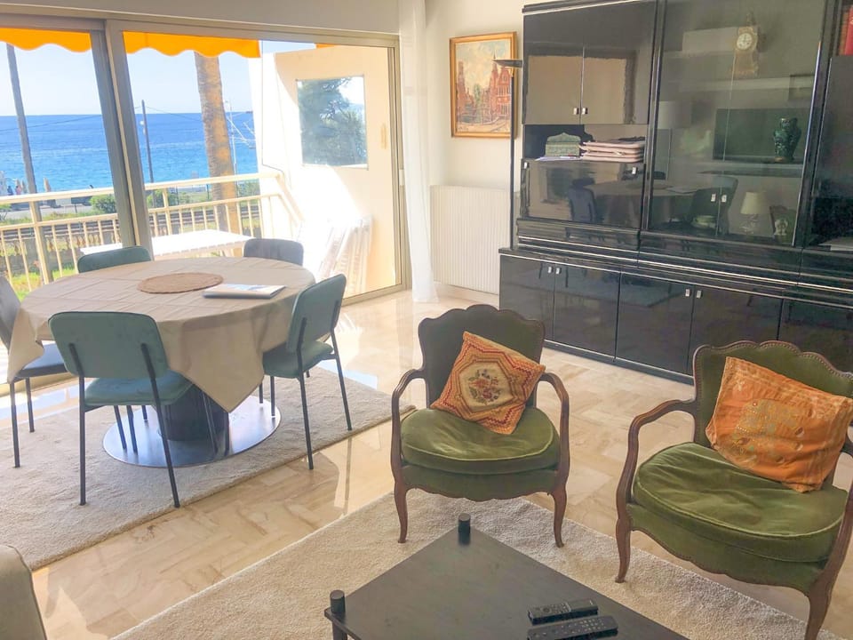 Le Trident Apartment in Cannes