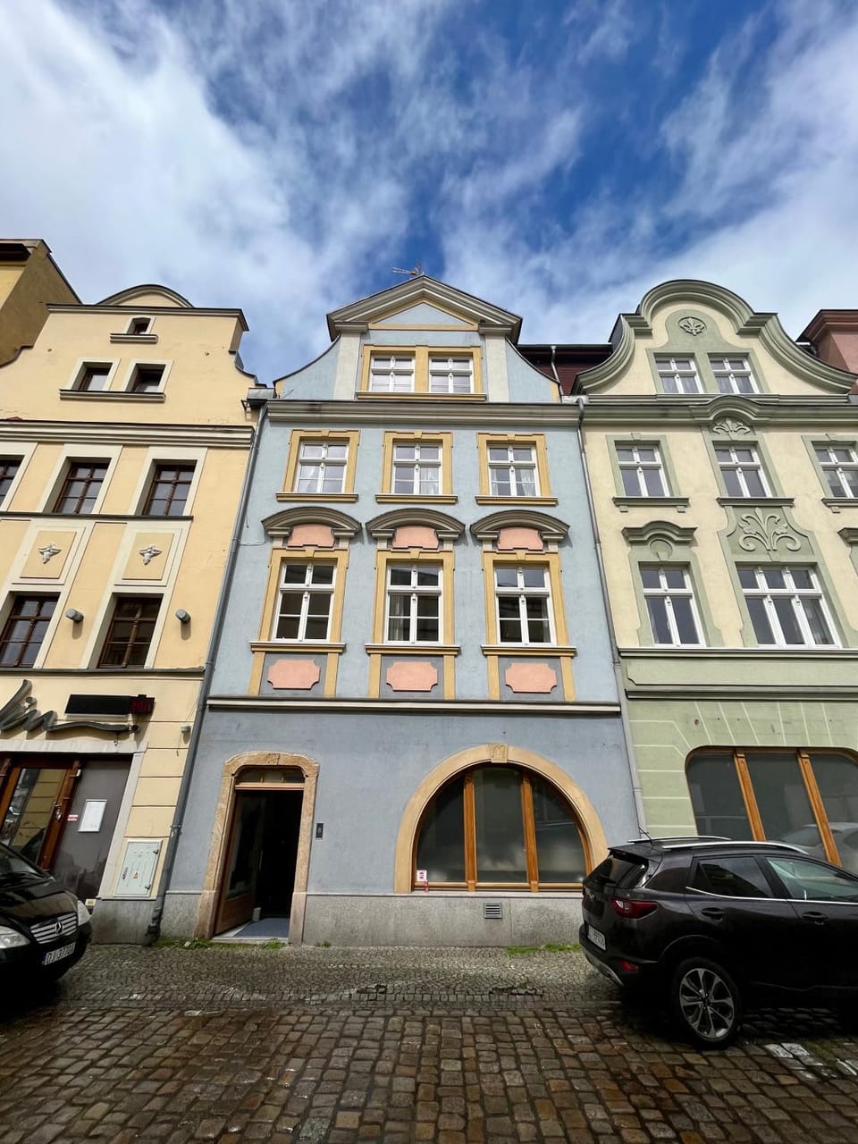Property building, Facade/entrance