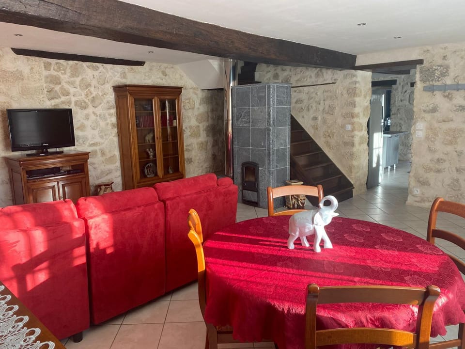 Gîte 8 personnes House in Nouvelle-Aquitaine