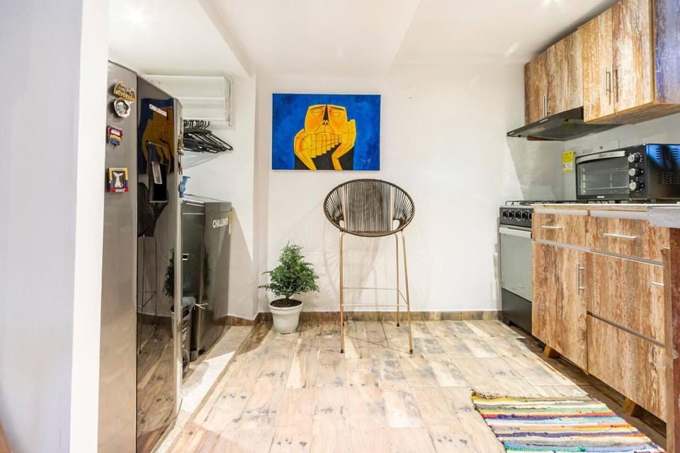 Kitchen or kitchenette, pet friendly