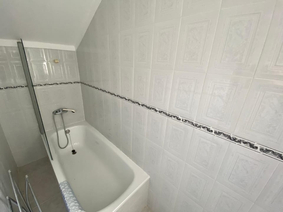 Shower, Bathroom, Bath